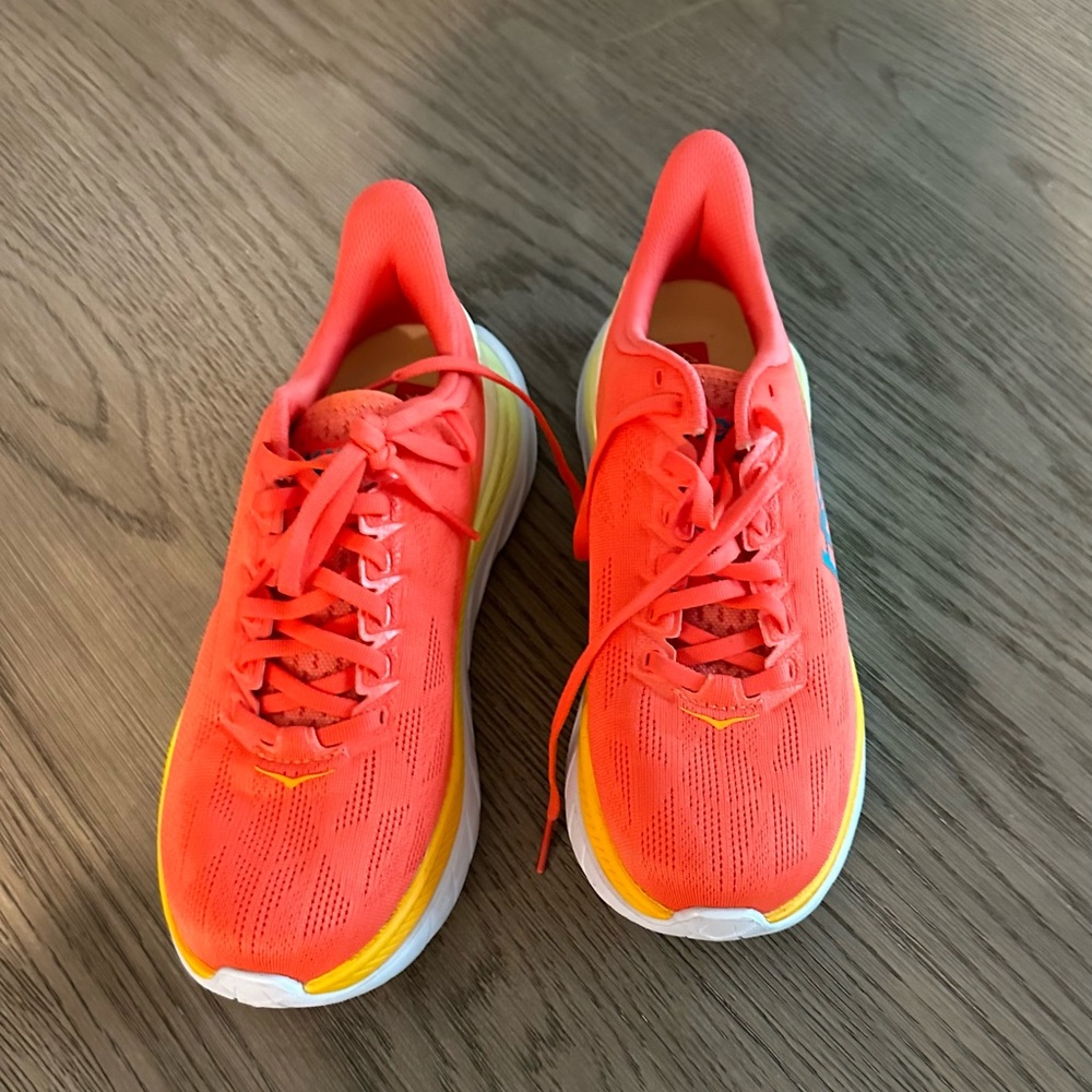 Hoka tennis shoes